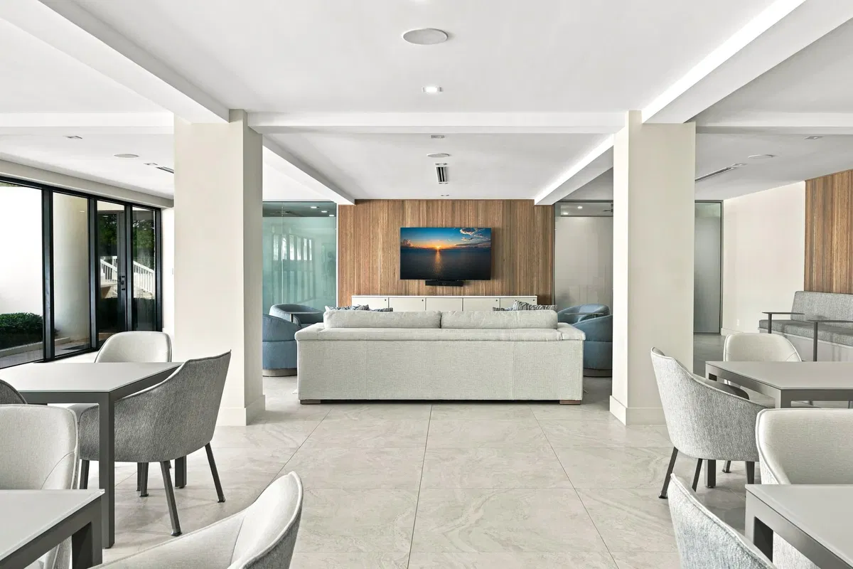 The Meridian Unit 306N photo 28