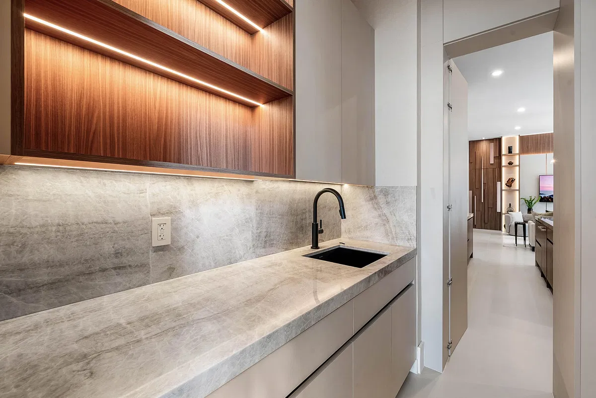 Residence photo 22
