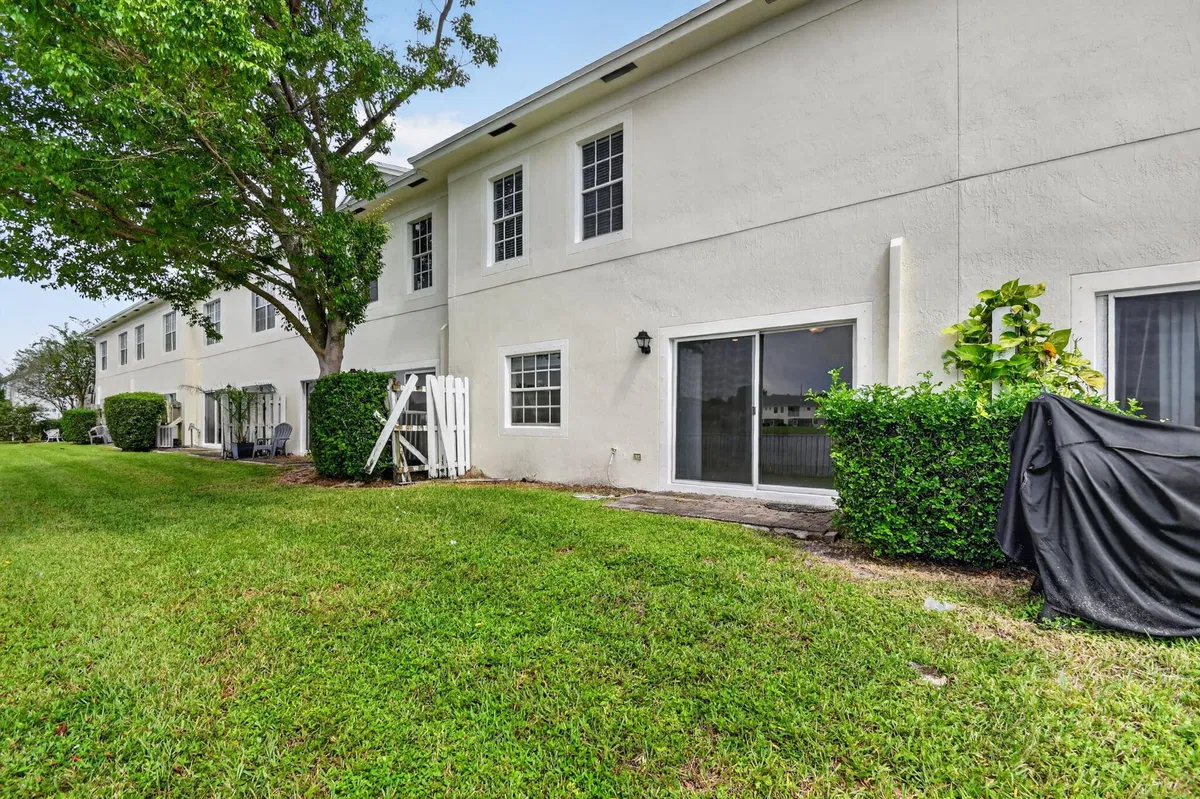 Unit 4102 photo 34