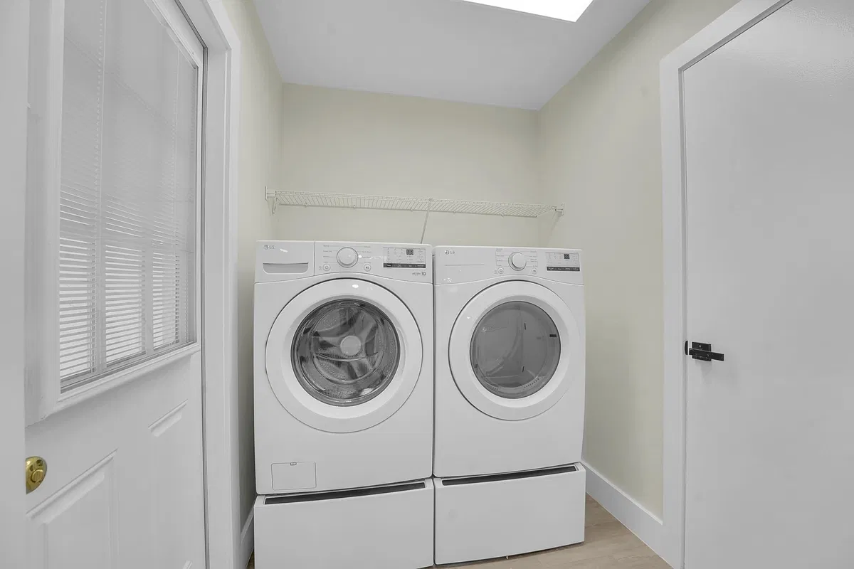  Residence photo 25