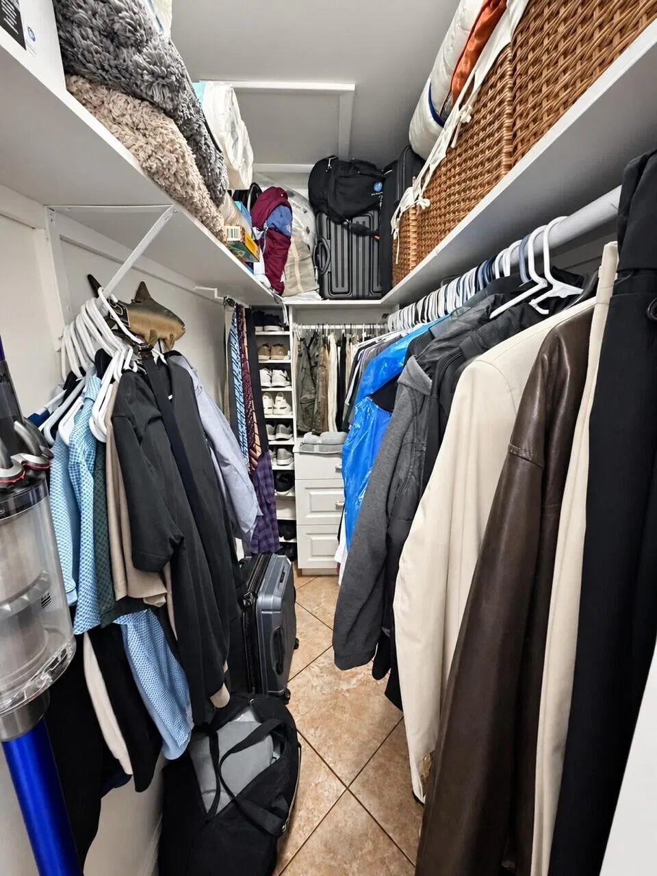 Unit 16 photo 37