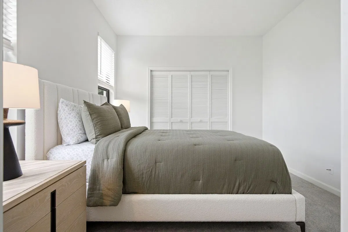 Residence photo 73