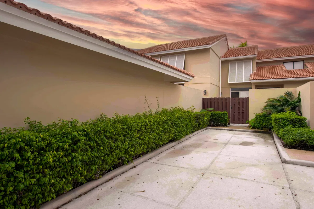 PGA National Palm Beach Gardens Residence photo 40