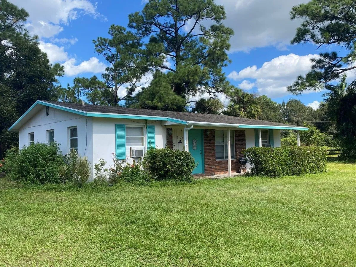 Unit Cottage