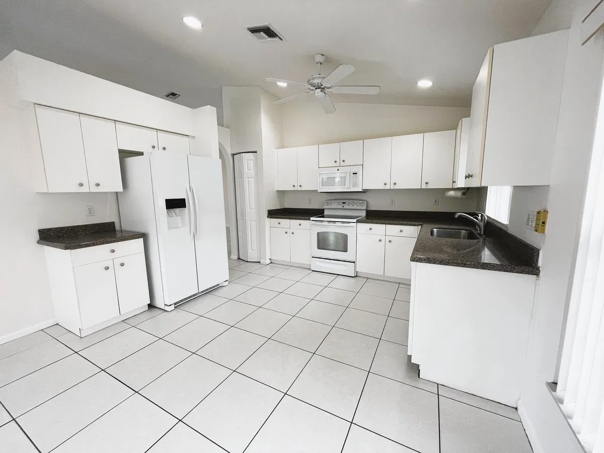 Residence photo 13