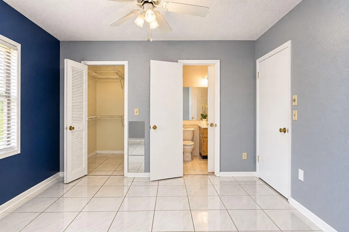  Residence photo 16