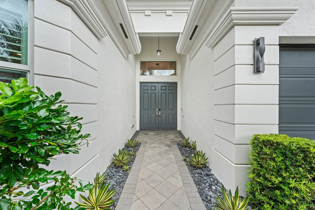 Residence photo 4
