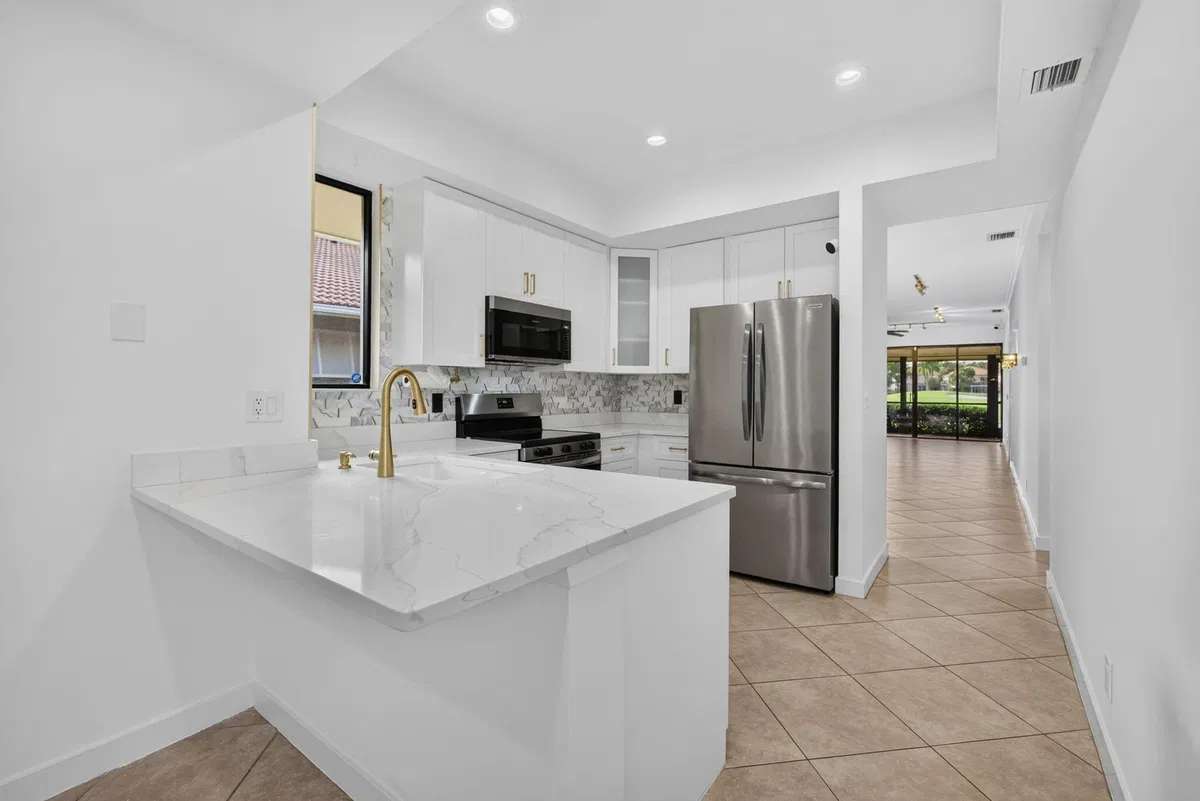 Residence photo 7