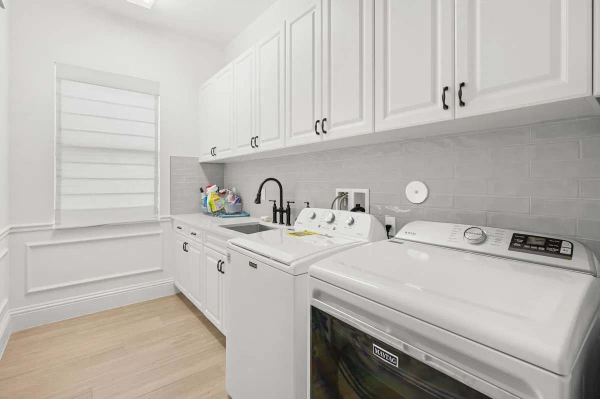 Residence photo 31