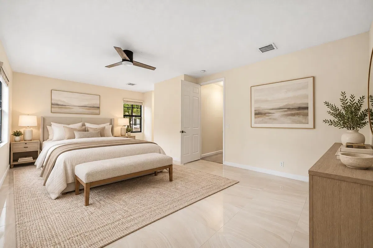 Residence photo 25