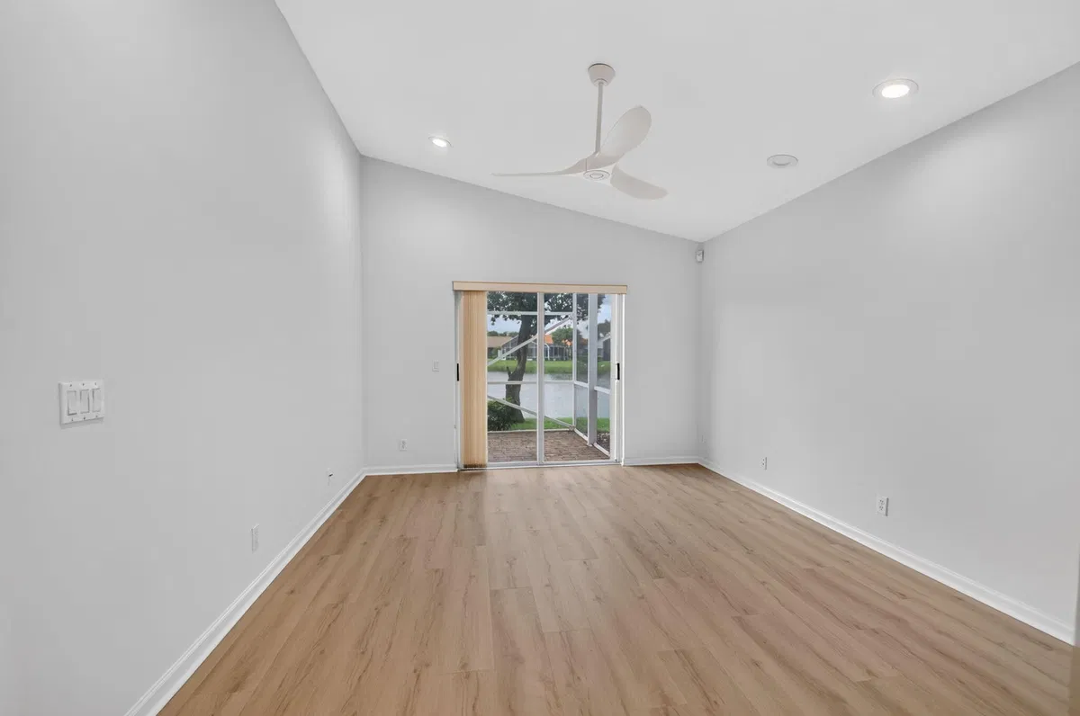  Residence photo 22