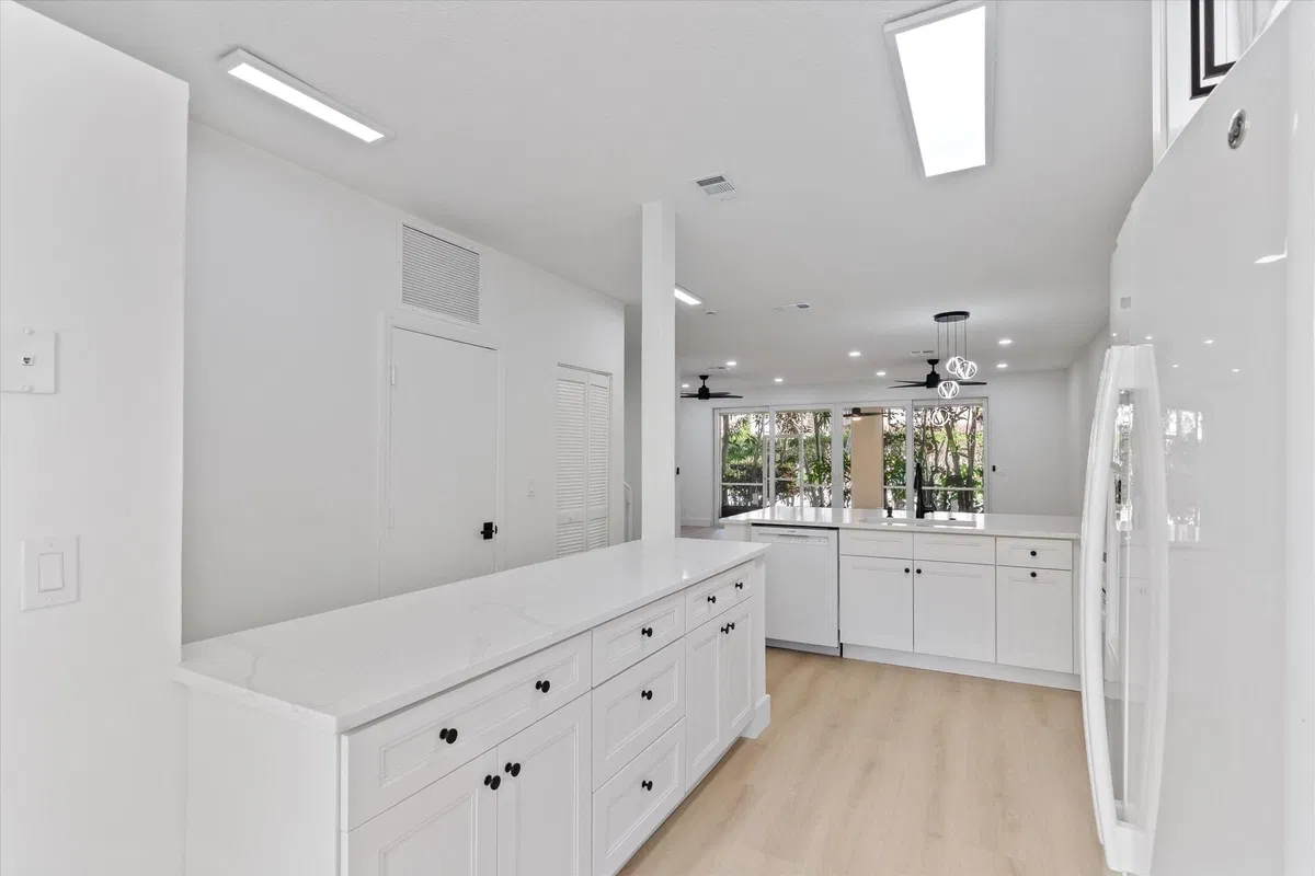 Residence photo 4