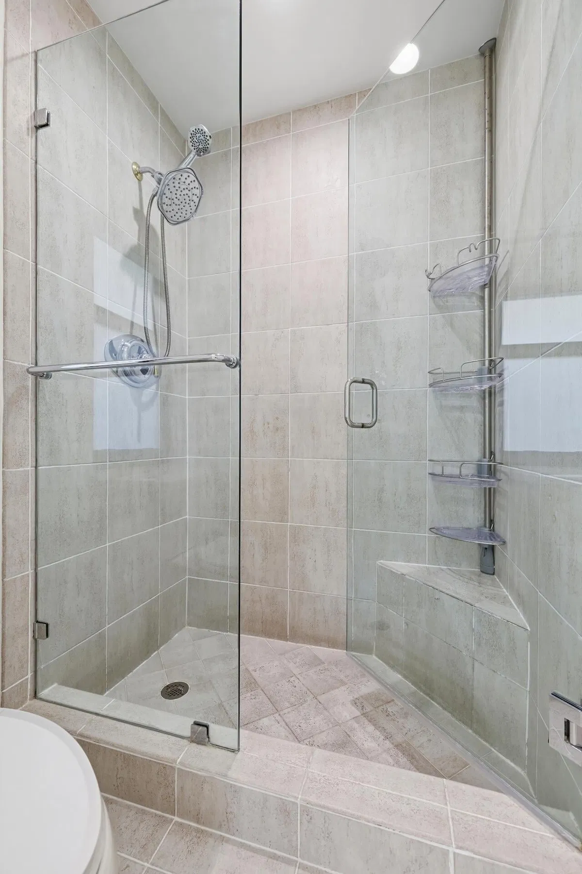 Residence photo 25