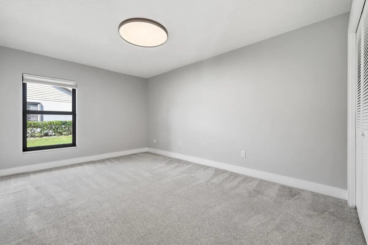 Residence photo 28