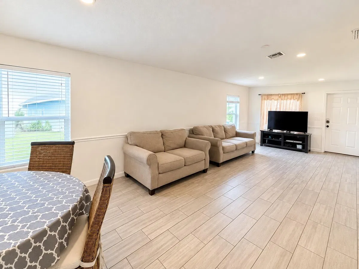 Residence photo 7