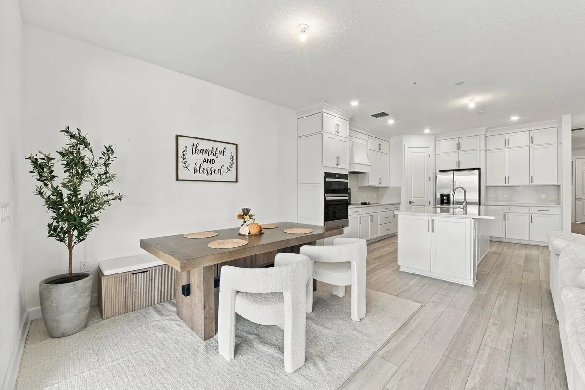 Residence photo 19