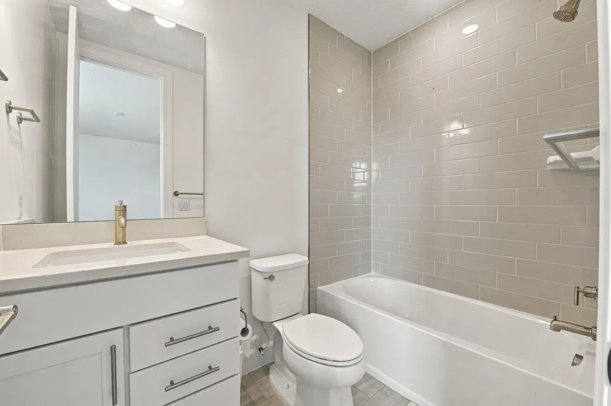 Residence photo 61