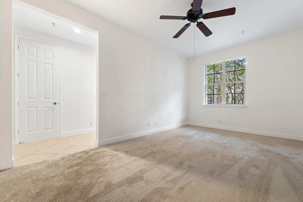  Residence photo 10
