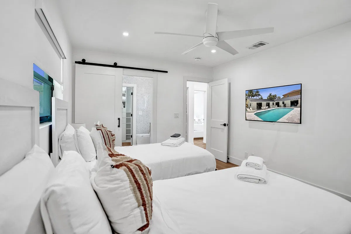 Residence photo 34