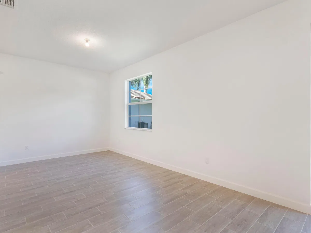  Residence photo 22
