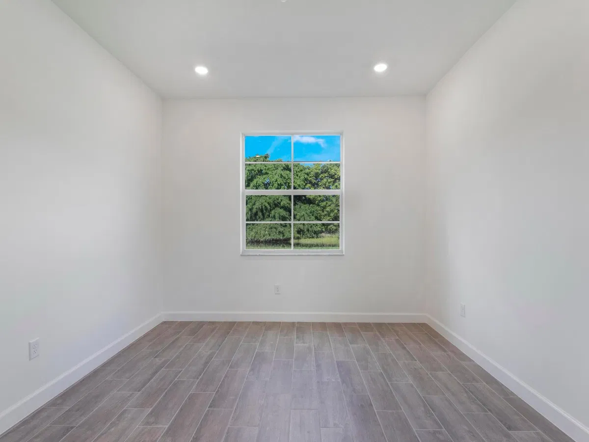  Residence photo 34