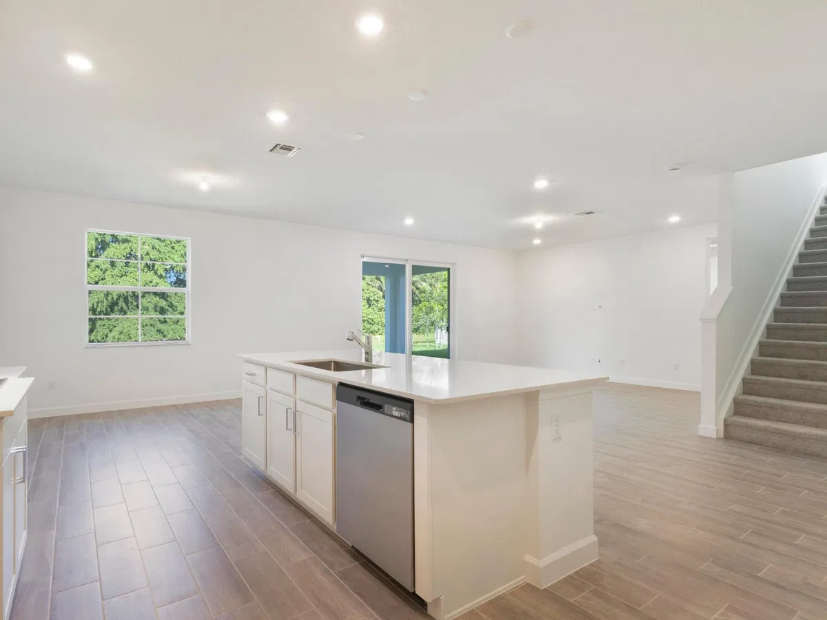 Residence photo 19