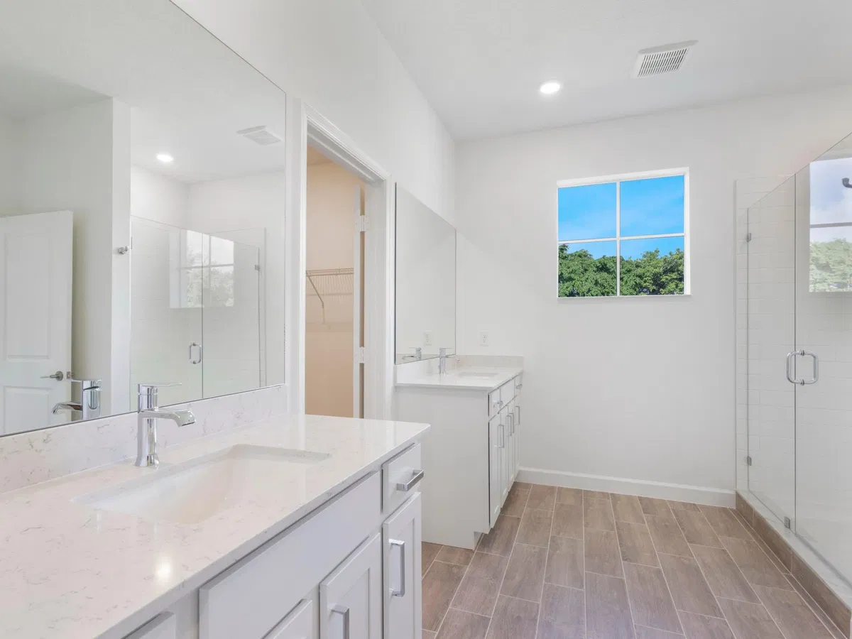 Residence photo 61