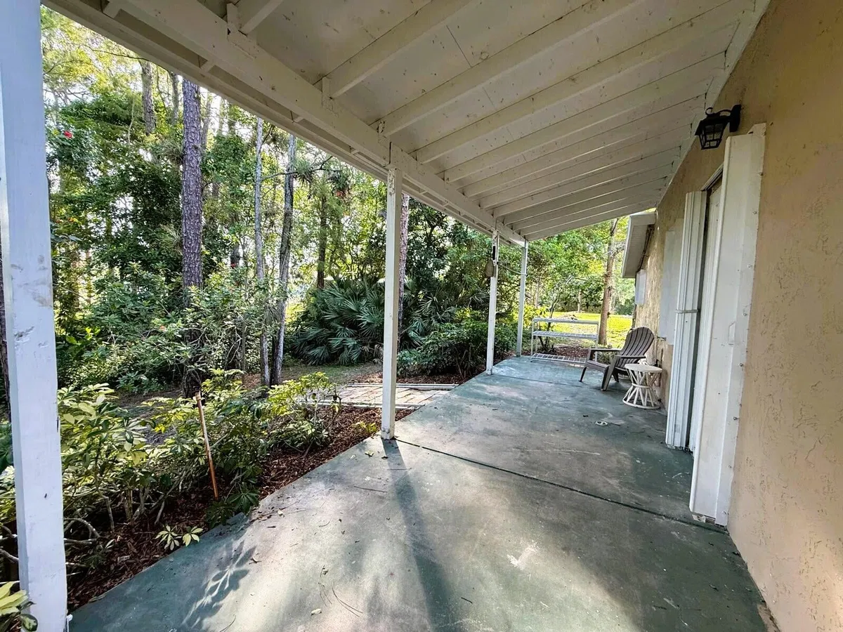 Residence photo 34