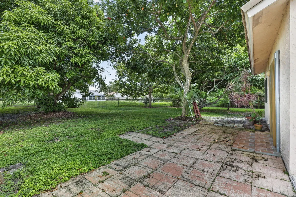 Residence photo 31