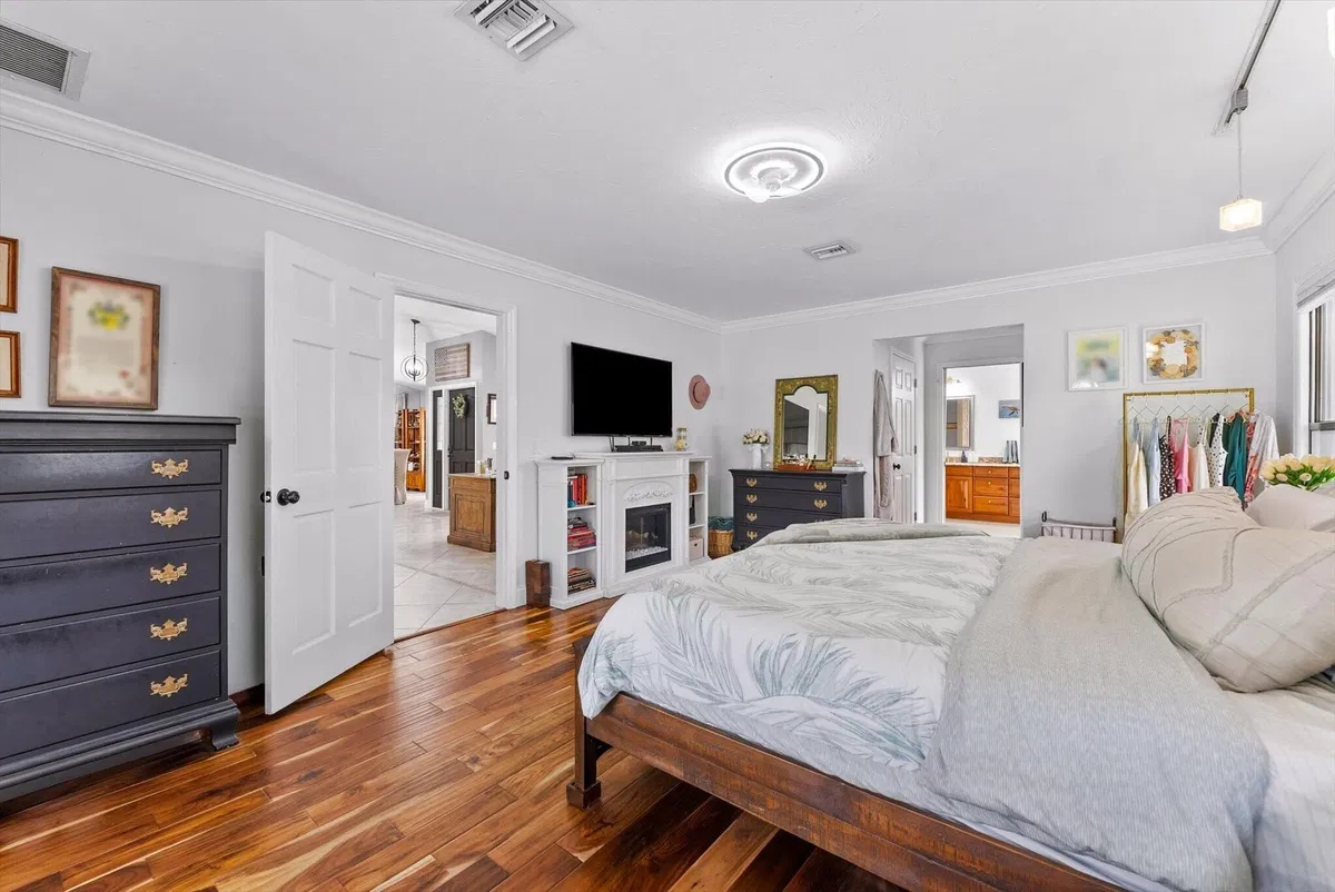  Residence photo 19
