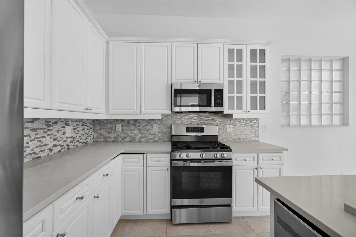 Residence photo 25