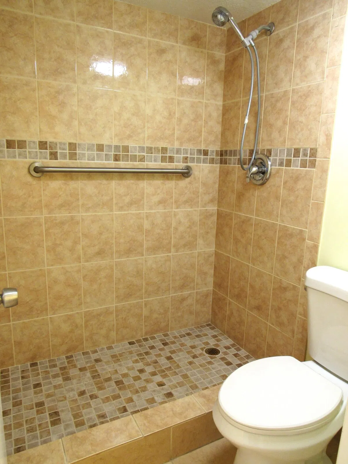 Unit 216 photo 22