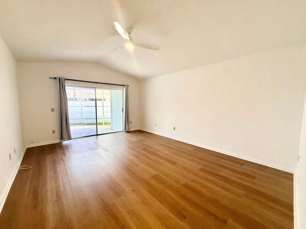  Residence photo 7