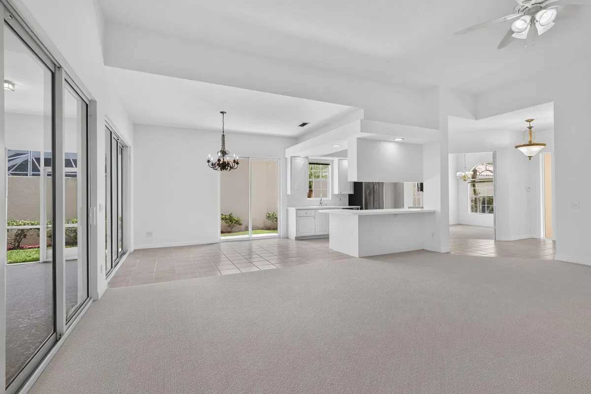  Residence photo 10
