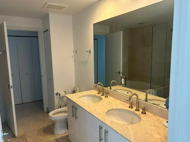 Cityplace South Tower Unit 725 photo 13