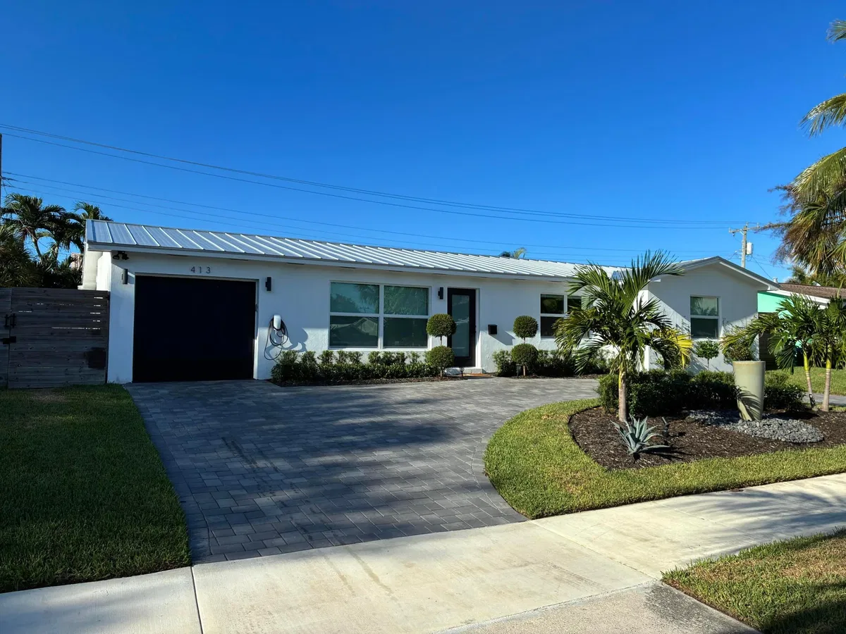 Village of North Palm Beach Residence