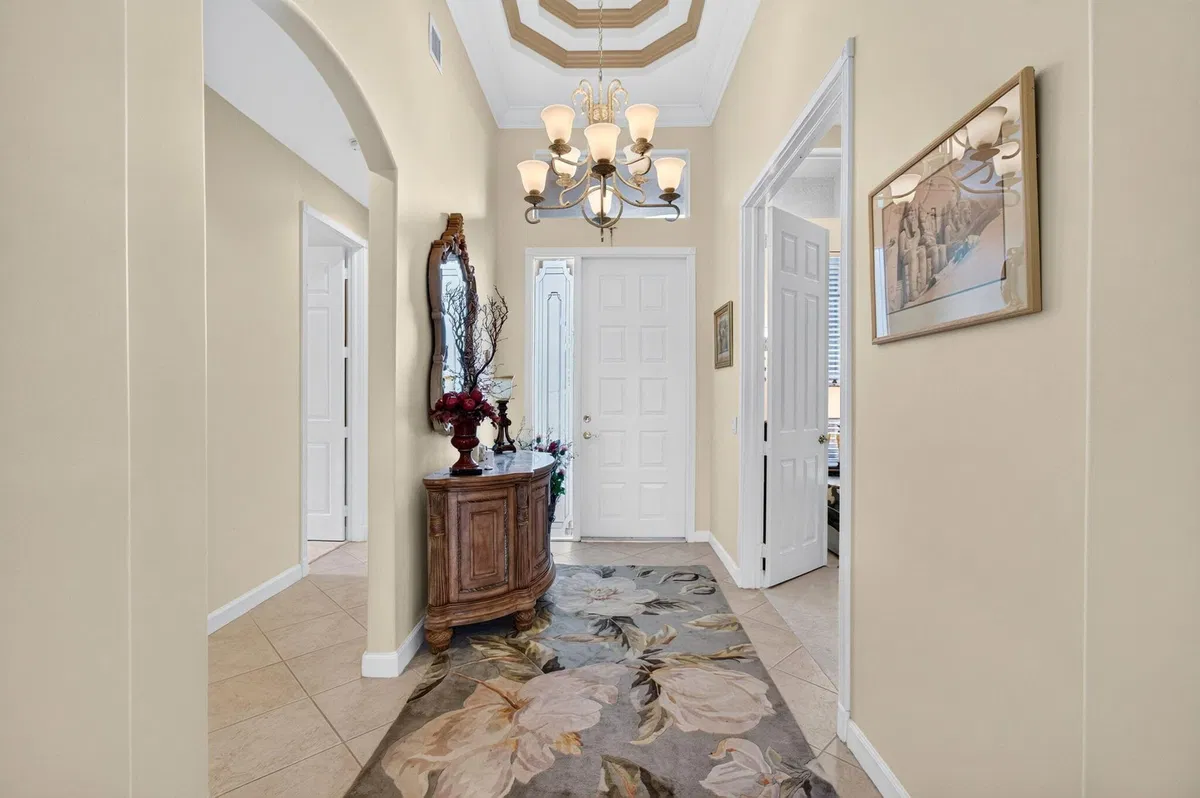 Residence photo 10