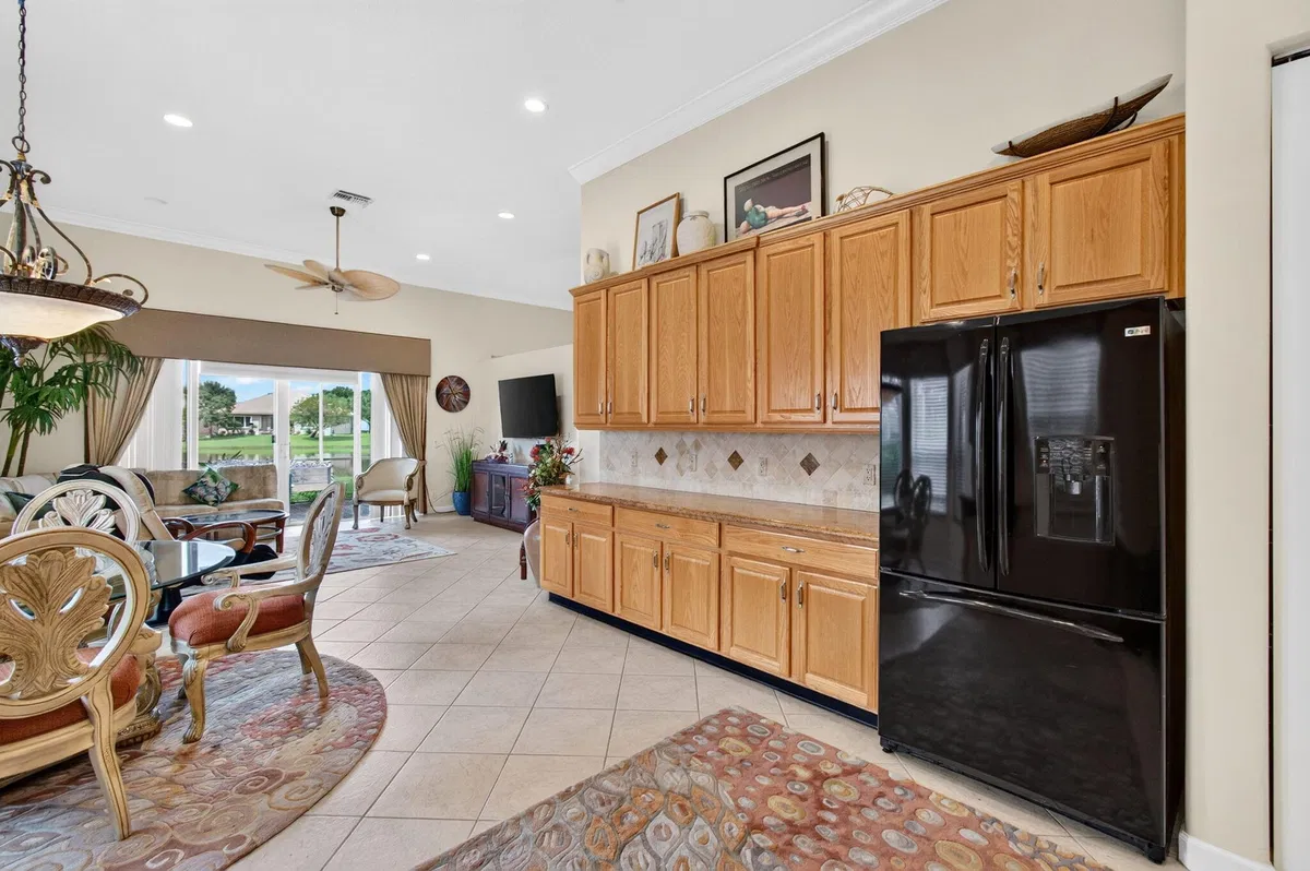 Residence photo 28