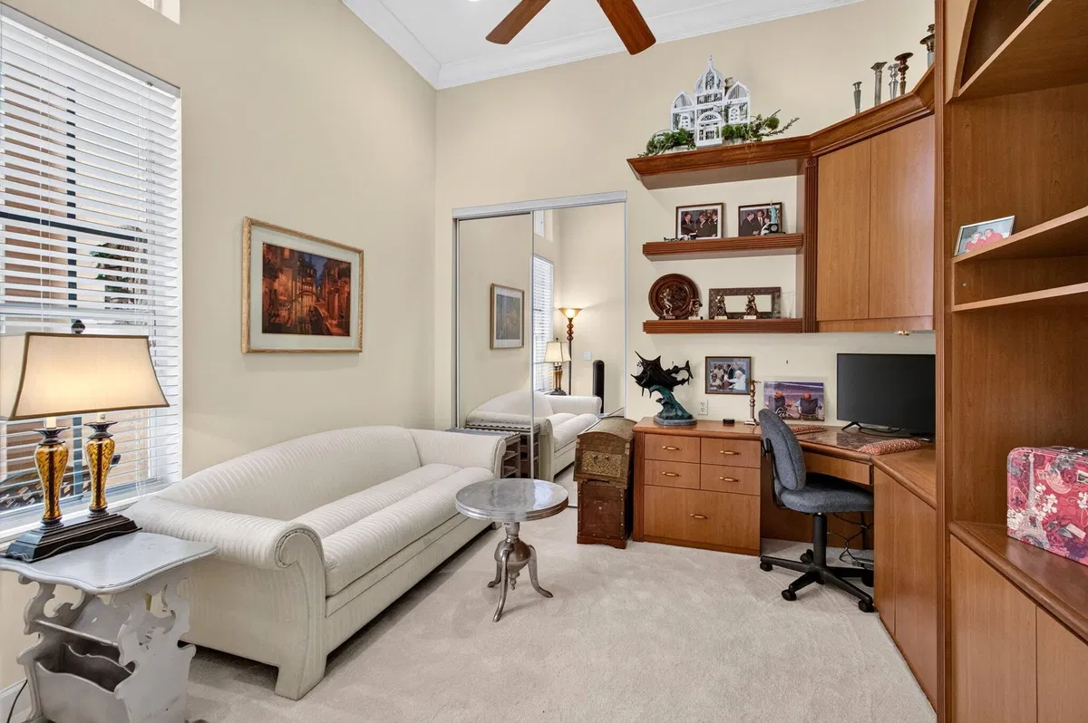Residence photo 46
