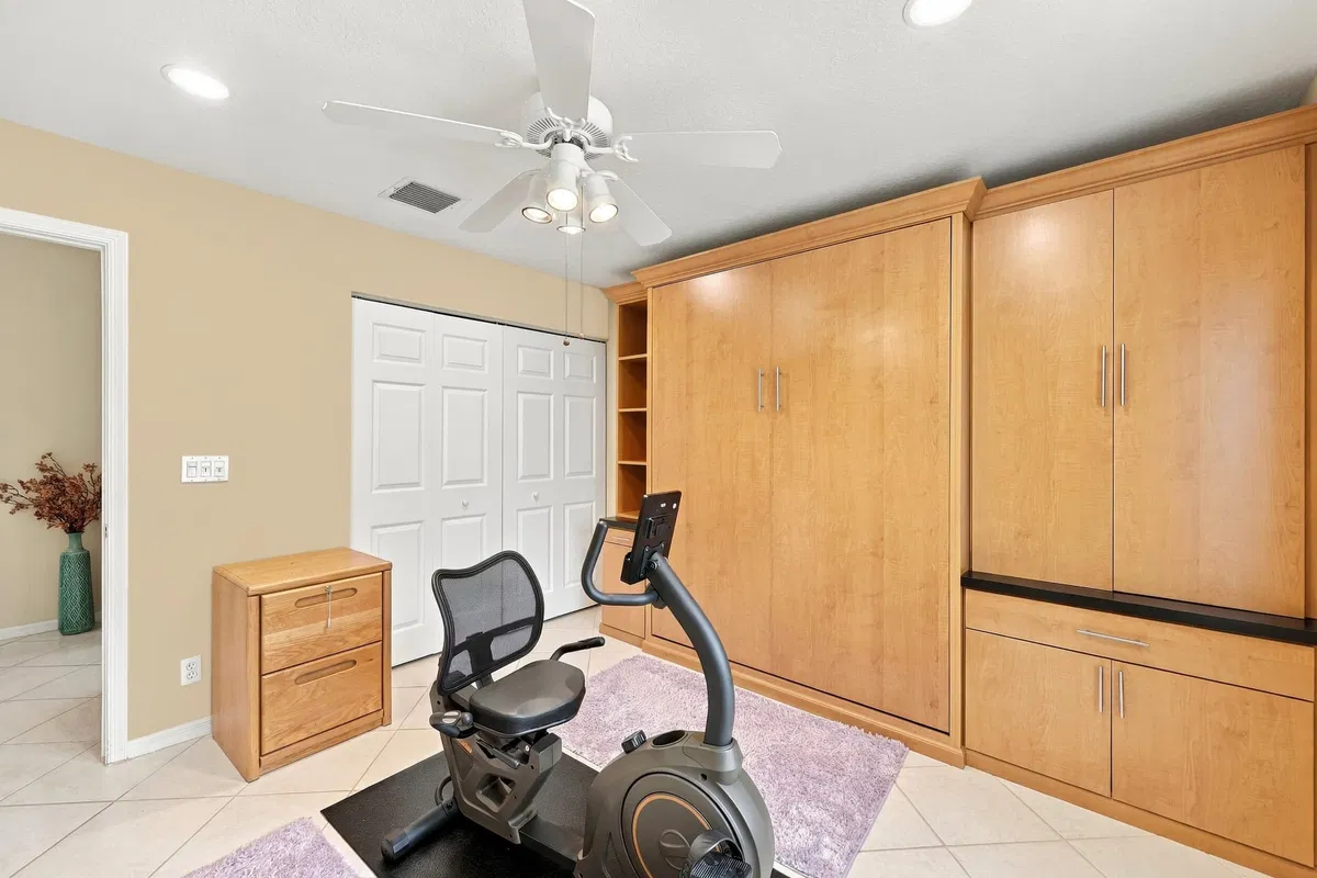  Residence photo 19
