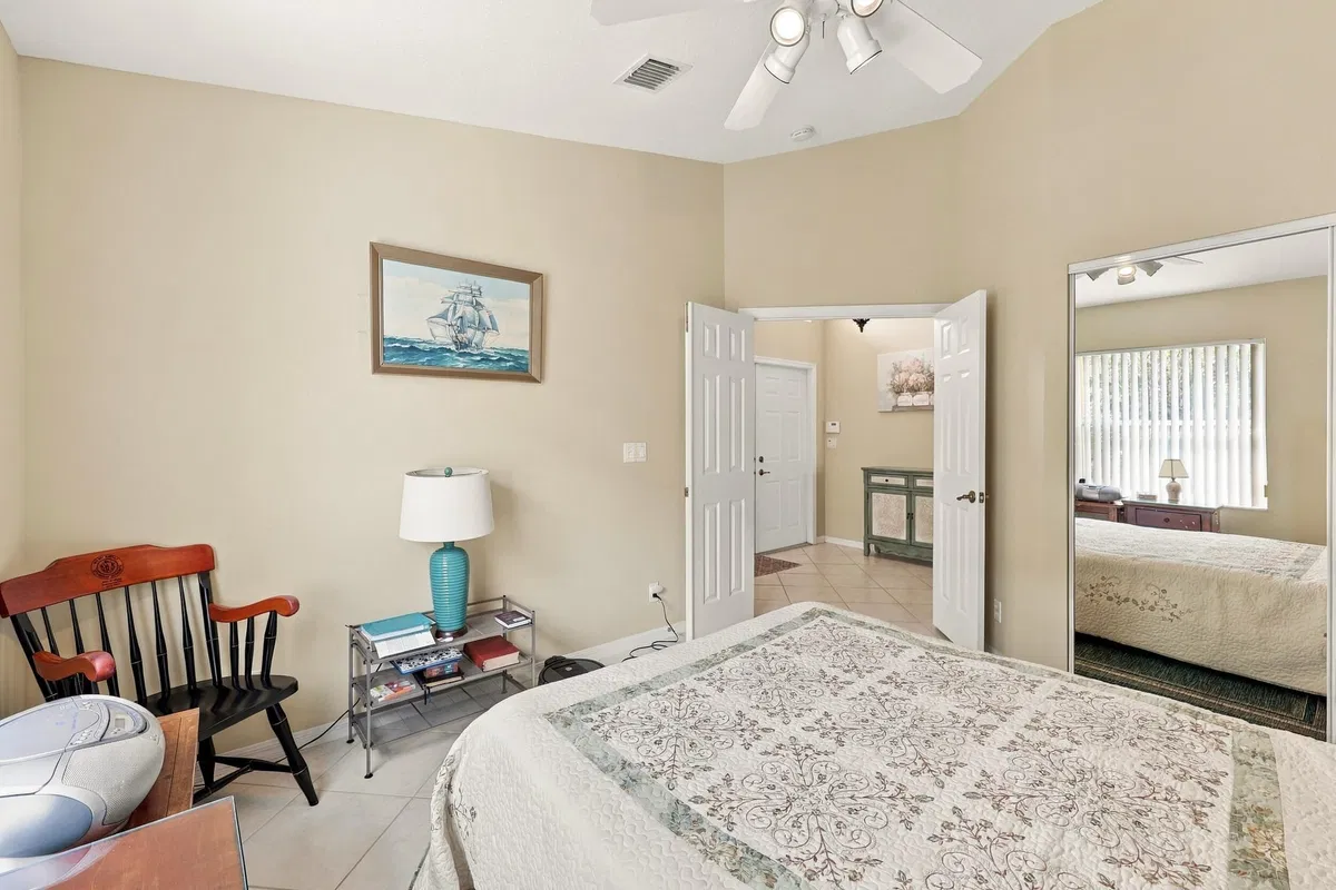  Residence photo 22