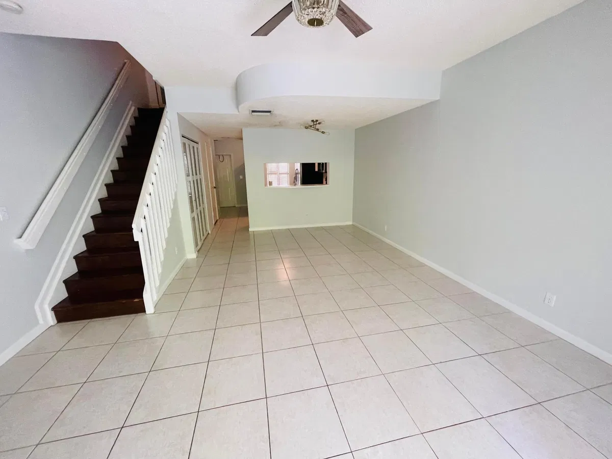 Residence photo 7