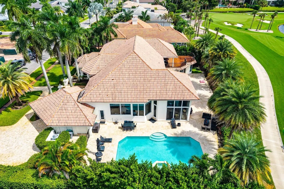 St. Andrews Country Club Residence photo 58