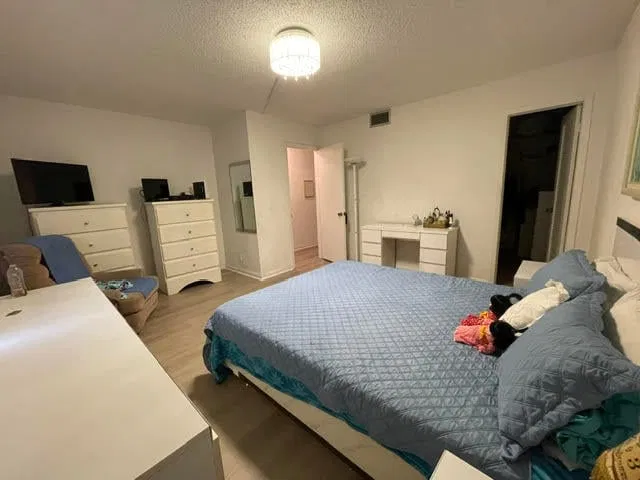 Residence photo 16