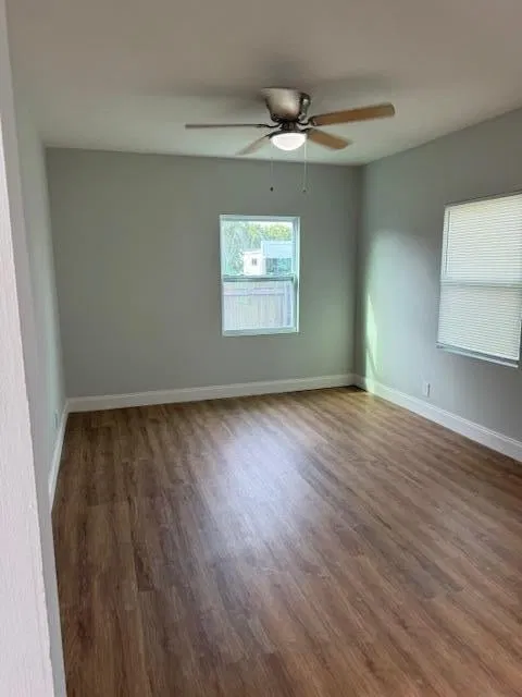 Unit Rear photo 4