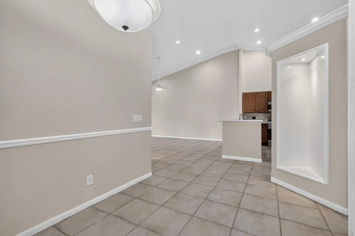  Residence photo 10