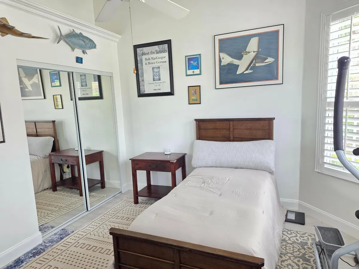 Residence photo 19