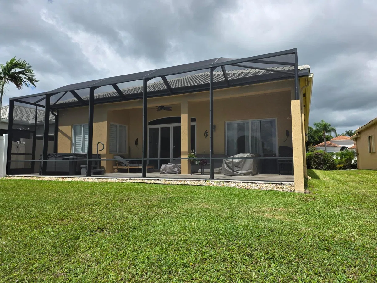 Residence photo 22