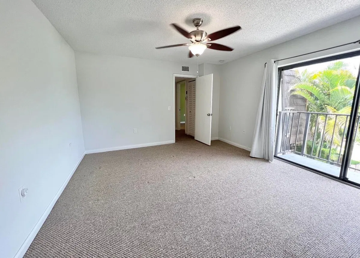 West Palm Beach Residence photo 16