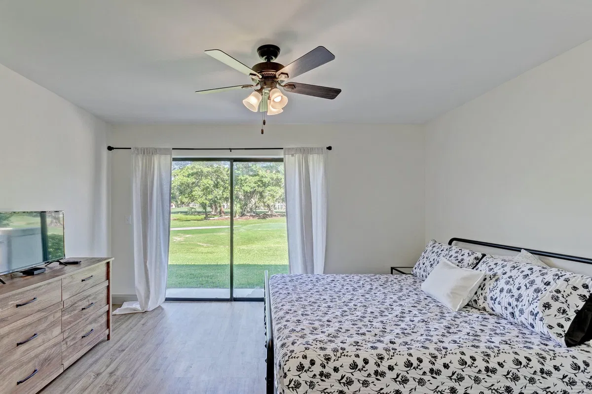 PGA National Palm Beach Gardens Residence photo 28